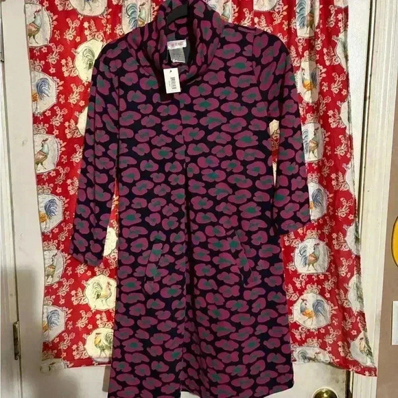 Dresses & Skirts - Top it off dress